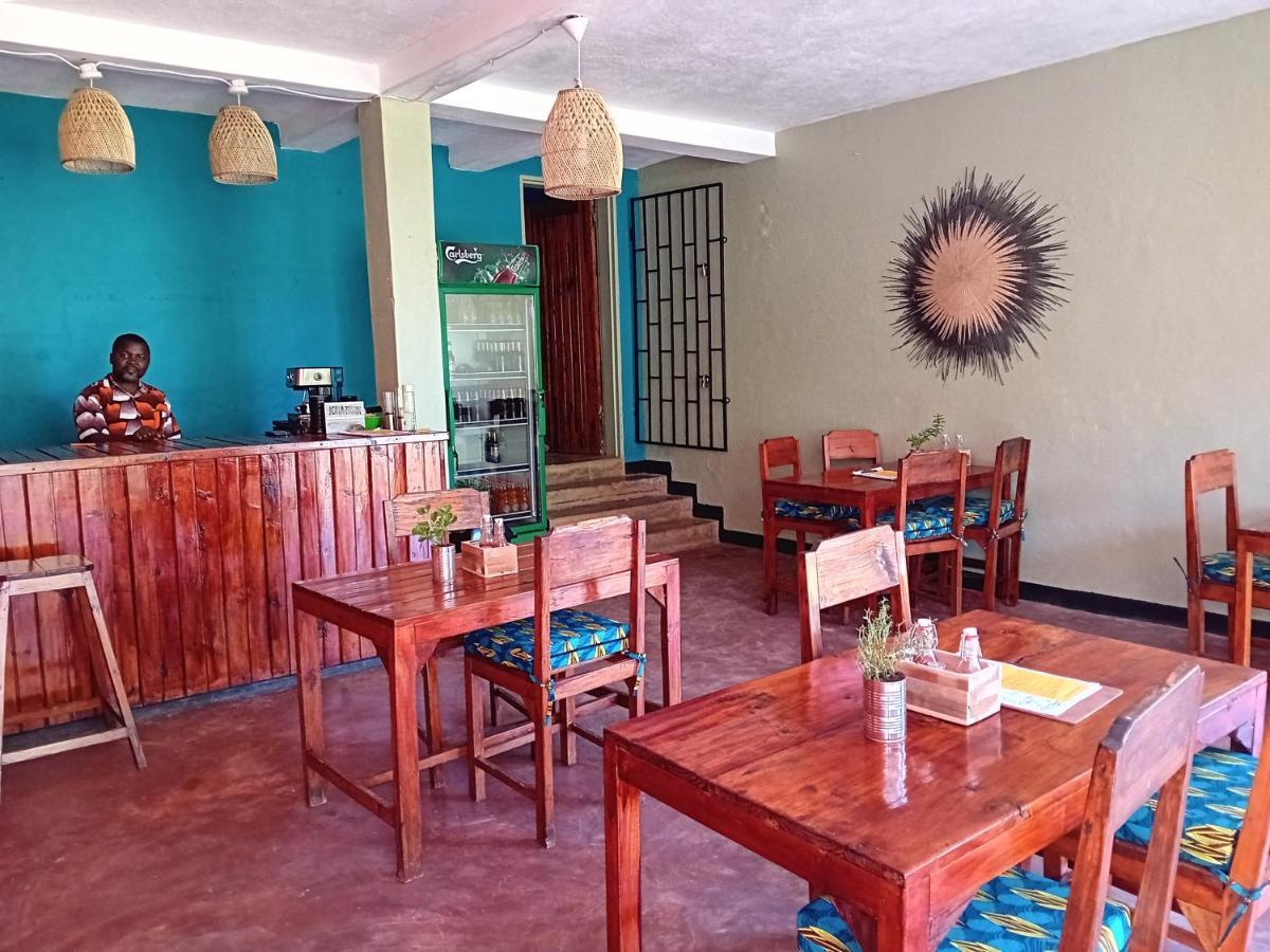 Blend Lodge And Kitchen - Pakachere Zomba ภายนอก รูปภาพ