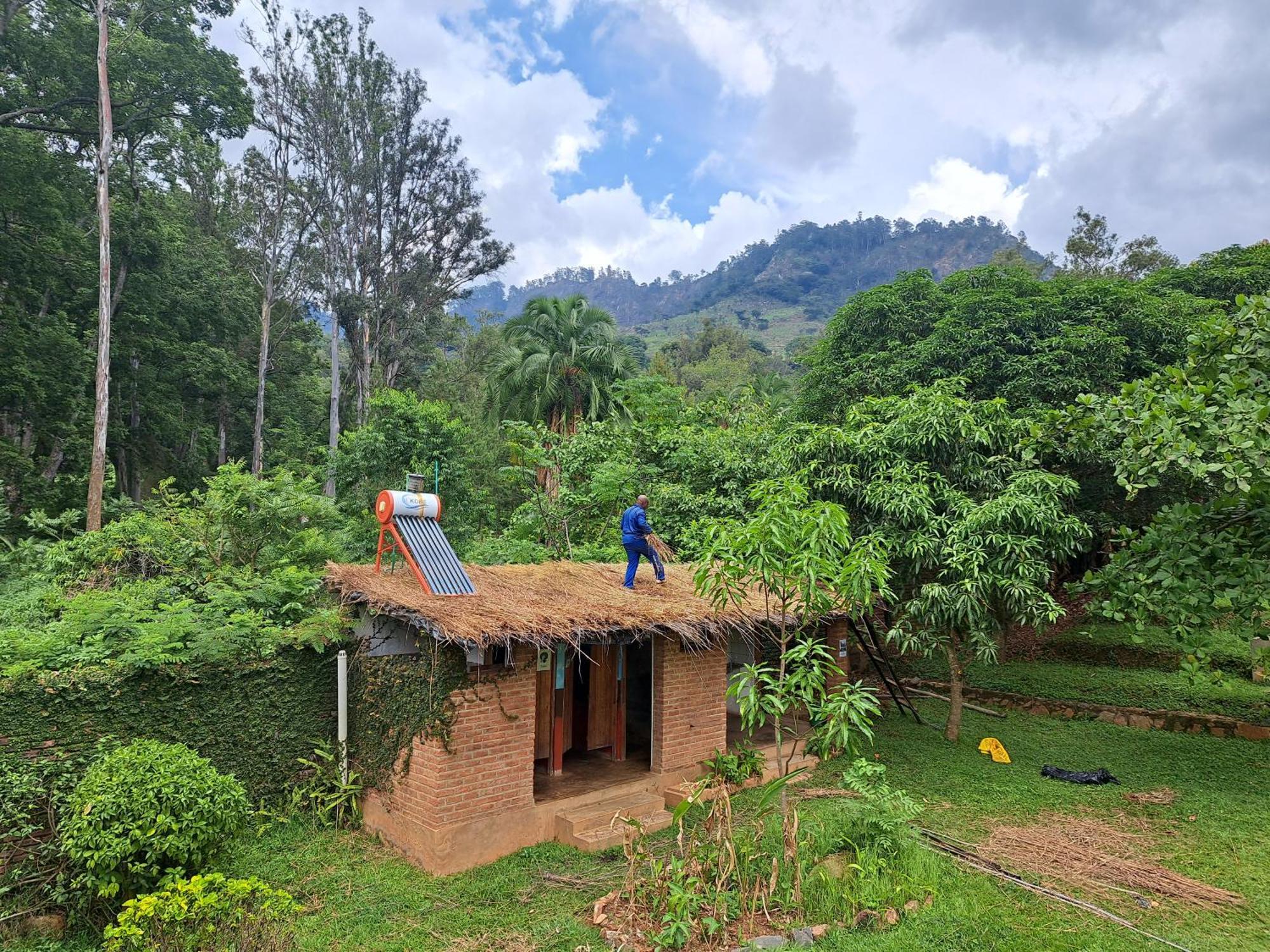 Blend Lodge And Kitchen - Pakachere Zomba ภายนอก รูปภาพ
